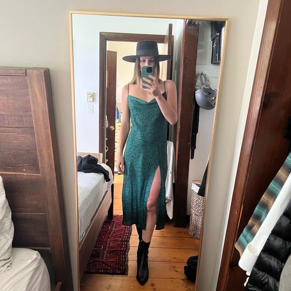 RESA Women’s Madison Slip Dress in Seabrook Green size Small NWT - Picture 7 of 9